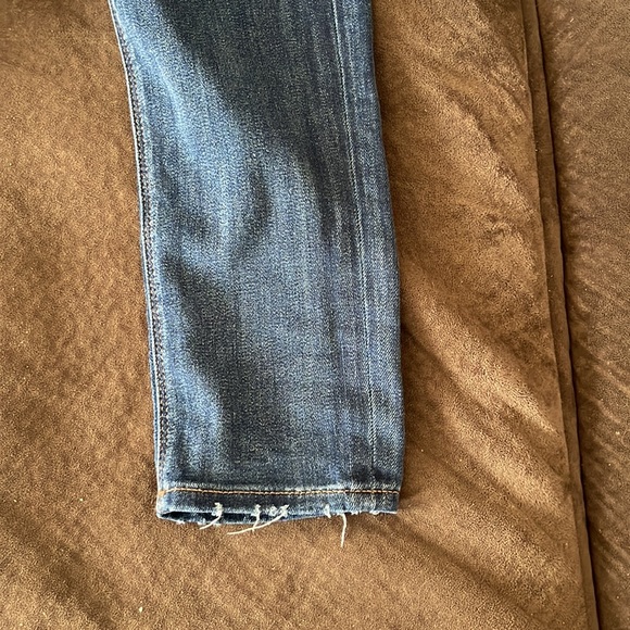 Express sz 2 jeans - Picture 3 of 9